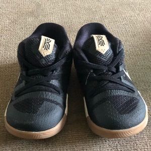 Nike toddler boys size 6